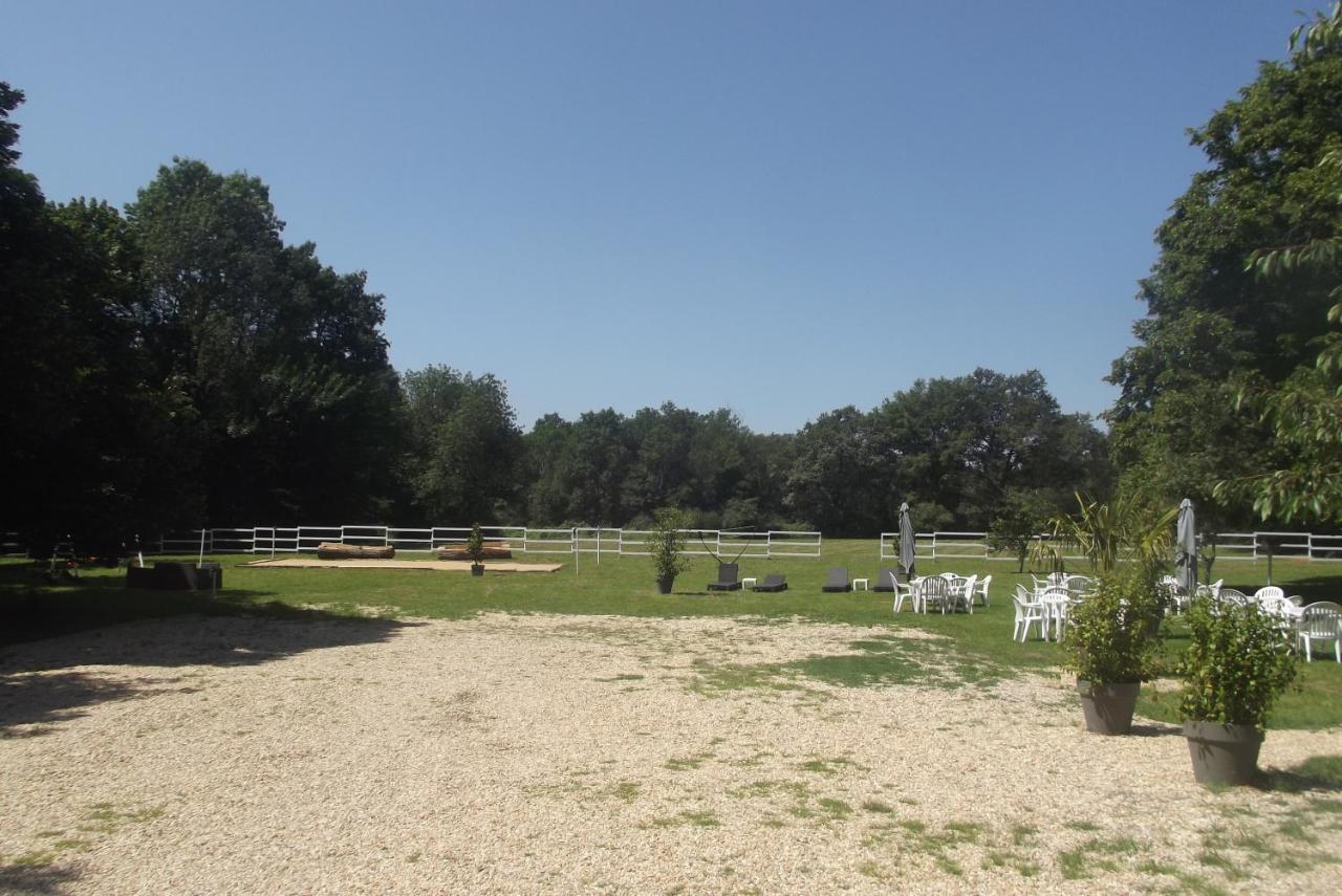 Le Domaine De Jaugy Hotel Gievres ภายนอก รูปภาพ